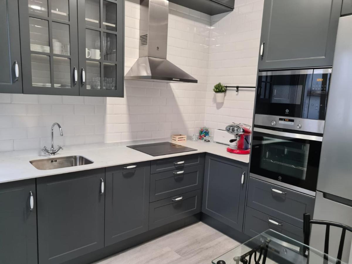 Lägenhet på 82 m² i Centro, med 2 sovrum och 2 badrum  Gijón Exteriör bild